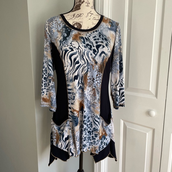 Libra Tops - Tunic Top